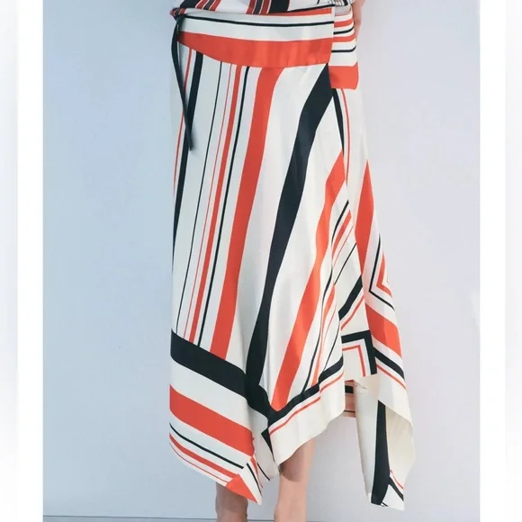 Zara NWT asymmetric striped skirt ZW Collection 2821/038